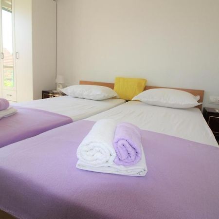 Privatna Soba Gita Apartment Sumartin Luaran gambar